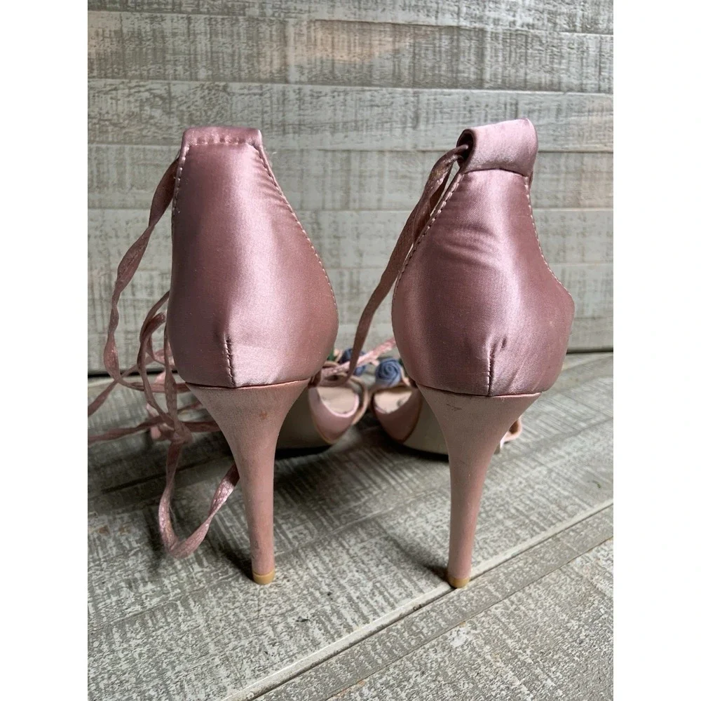 Akira Pink Floral Satin Embellished High Heels Women's Size 8 Shoes Strappy